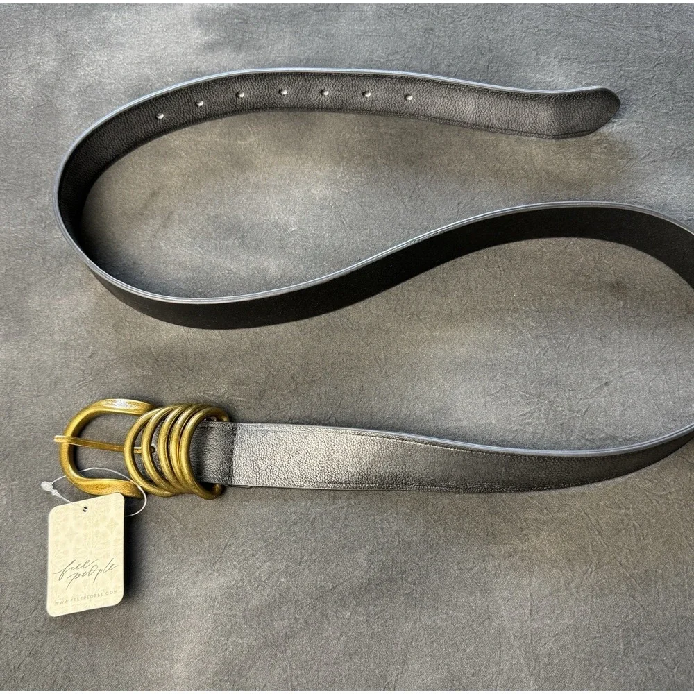 NWT Free People Black Leather Belt M/L Boho Minimalist Antiqued Brass Buckle - Picture 1 of 9